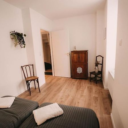 Maison Privee, 2 Ch. 6 Pers. 5 Min Gare, Parking Besancon Exterior photo